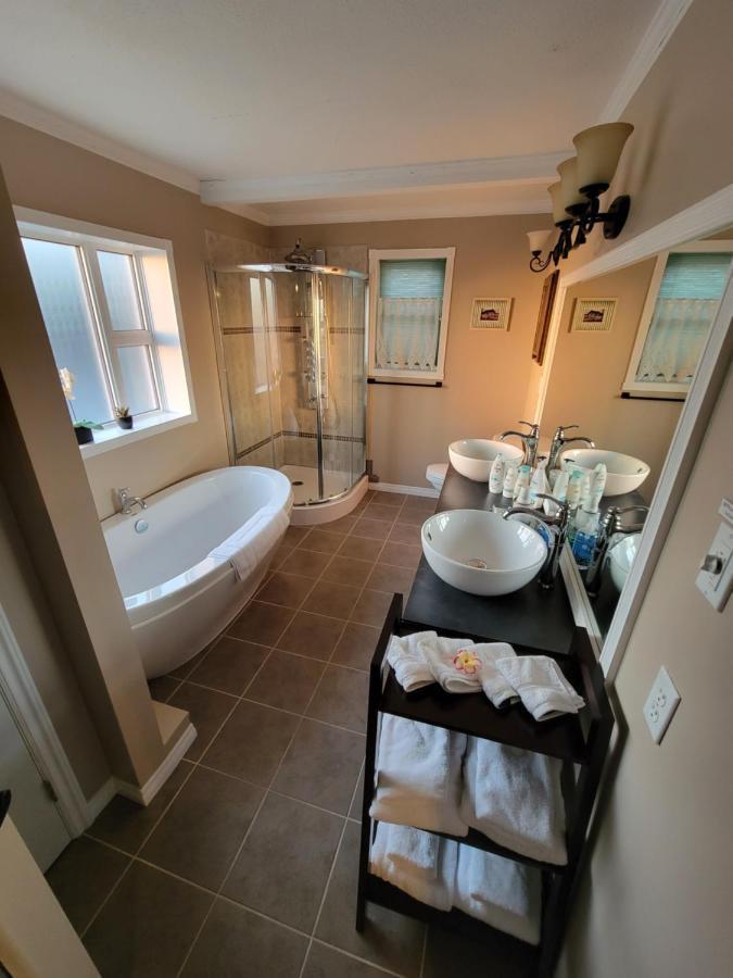 ווייטהורס Bluejay Suites B&B מראה חיצוני תמונה