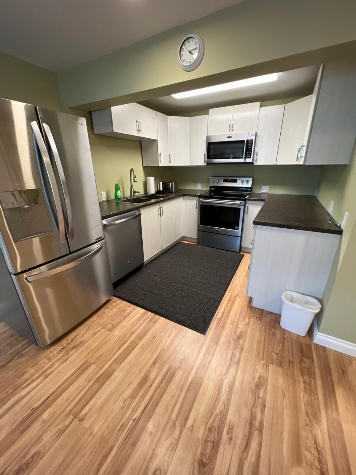 ווייטהורס Bluejay Suites B&B מראה חיצוני תמונה